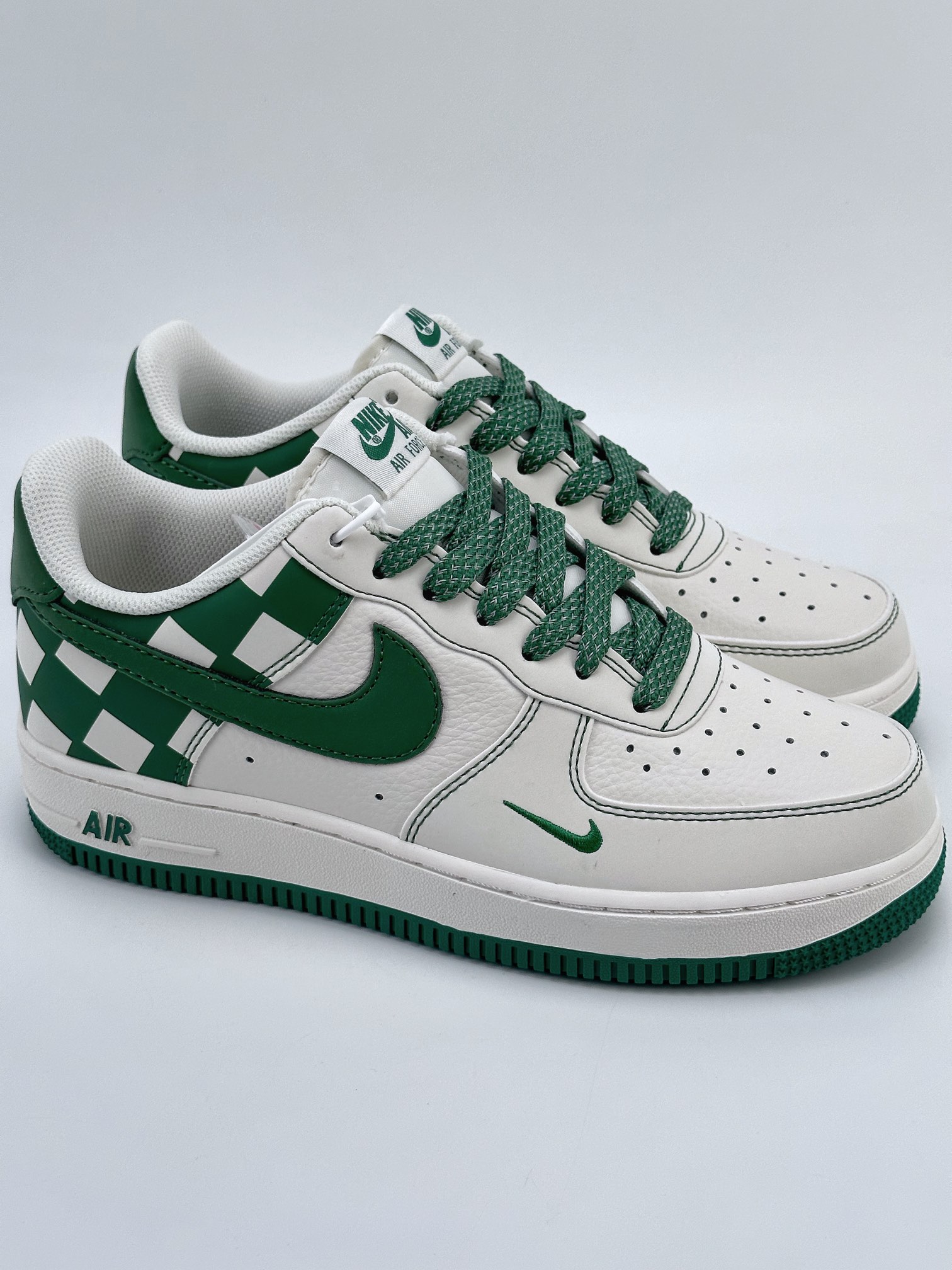 Nike Air Force 1 Low 07 White Green Checkerboard GZ5688-011