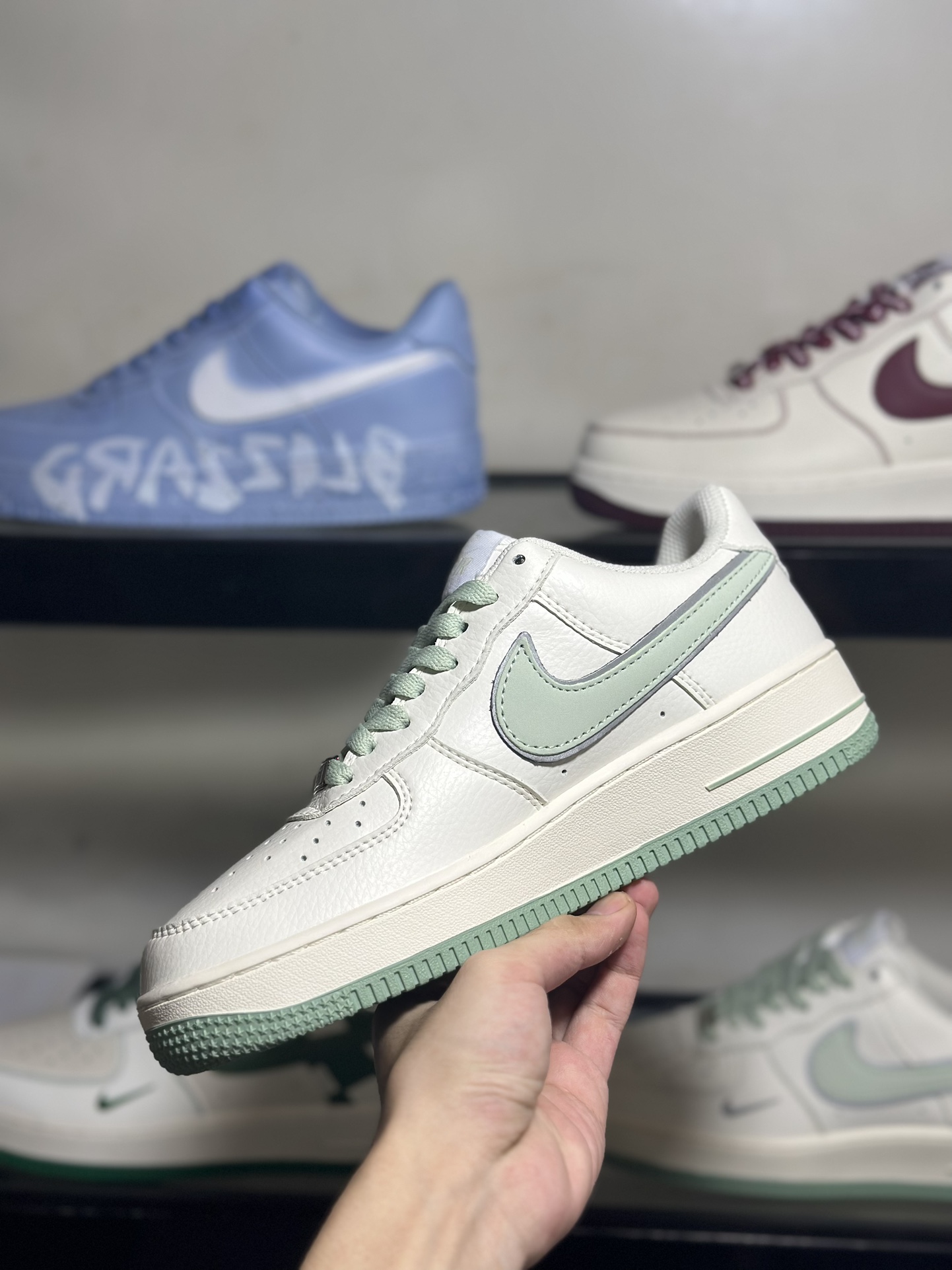 NikeAirForce1LowHo