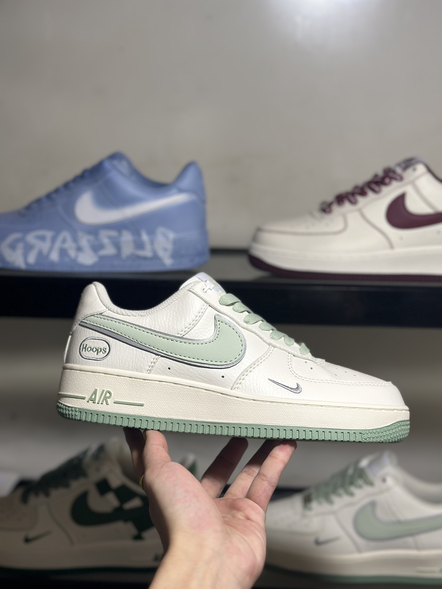 NikeAirForce1LowHo