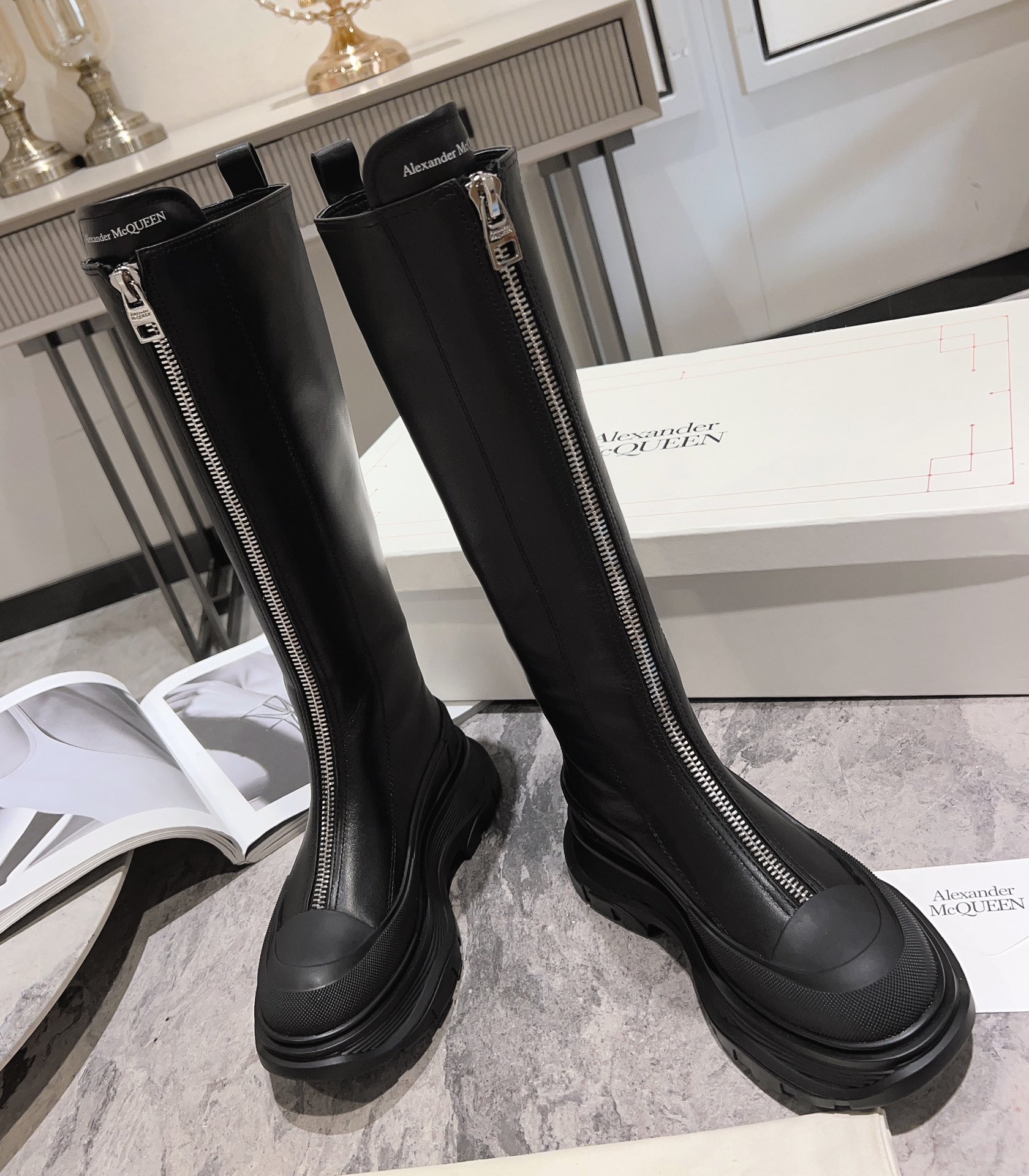 [McQueen Women