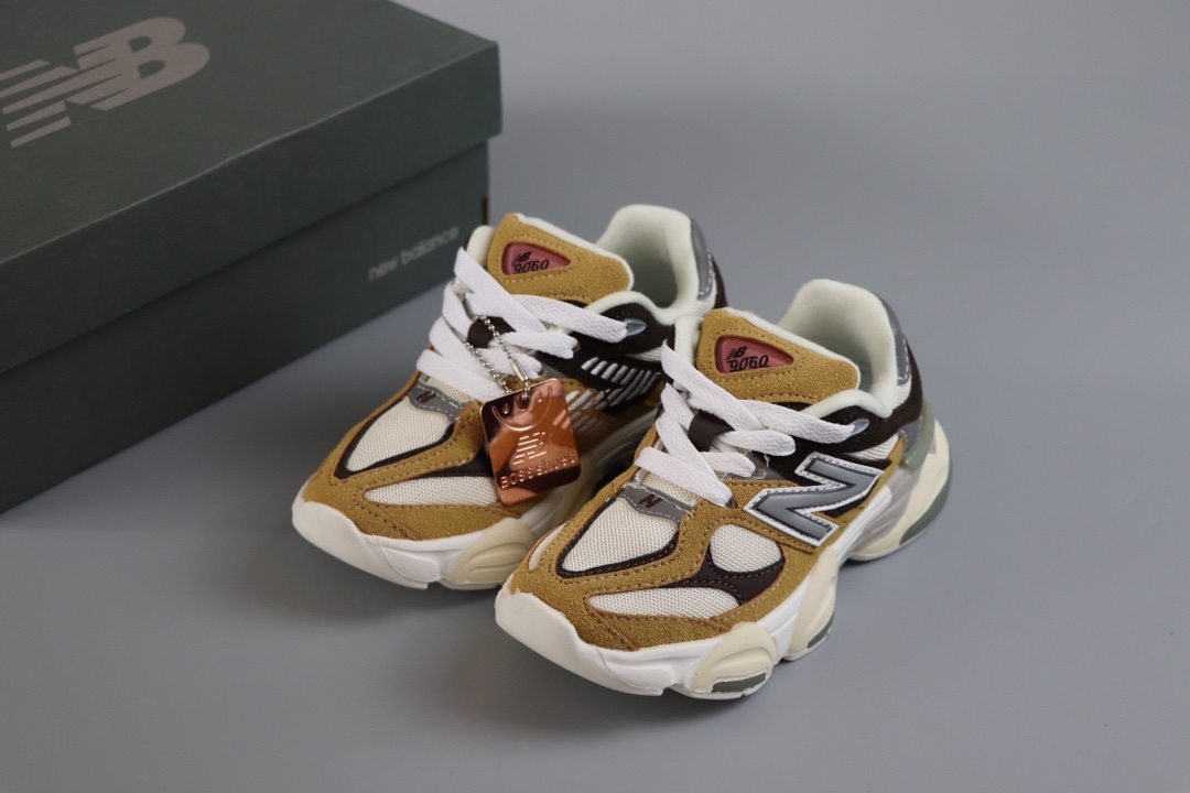 图片[9]-新百伦 New Balance NB9060童鞋26-37 海外版配色不仅显档次，鞋子也更轻盈❗️时尚大气的外观设计，学生必入的百搭童鞋款❗️-选品中心