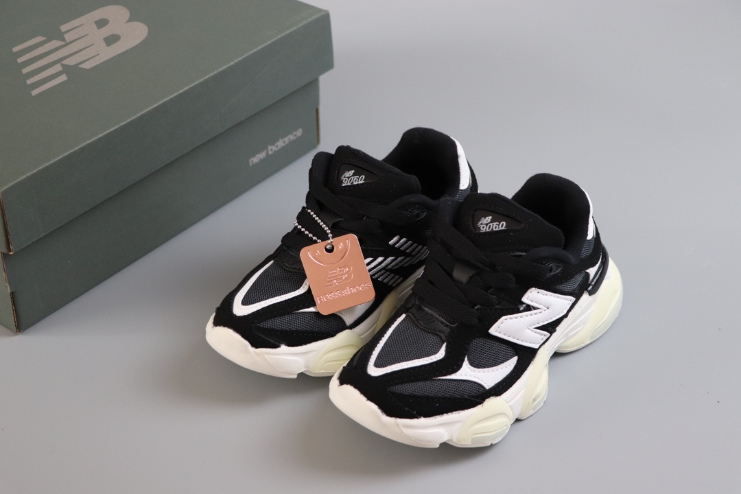 图片[9]-新百伦 New Balance NB9060童鞋26-37 海外版配色不仅显档次，鞋子也更轻盈❗️时尚大气的外观设计，学生必入的百搭童鞋款❗️-选品中心