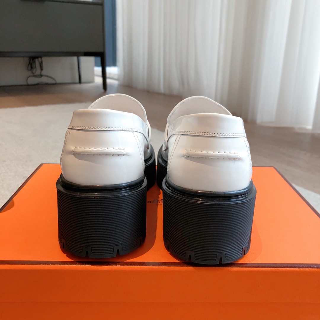 Hermes...aEclair2023新款乐福鞋+爆款系列版型超正有一定厚度增高显腿长！透体透气舒适的