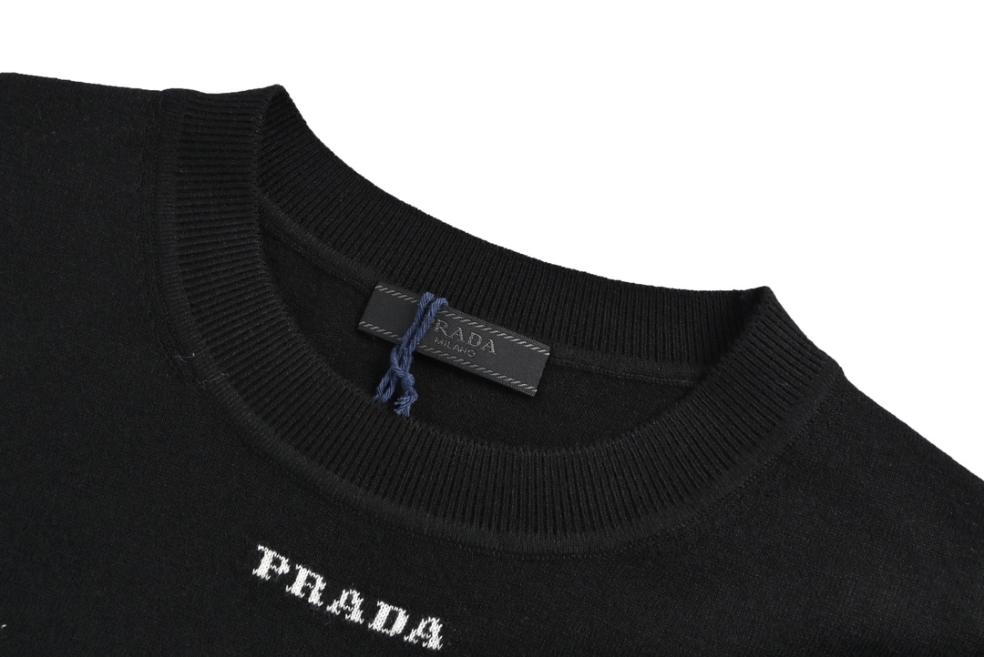 Prada/普拉达 23Fw 领口字母提花打底针织毛衣