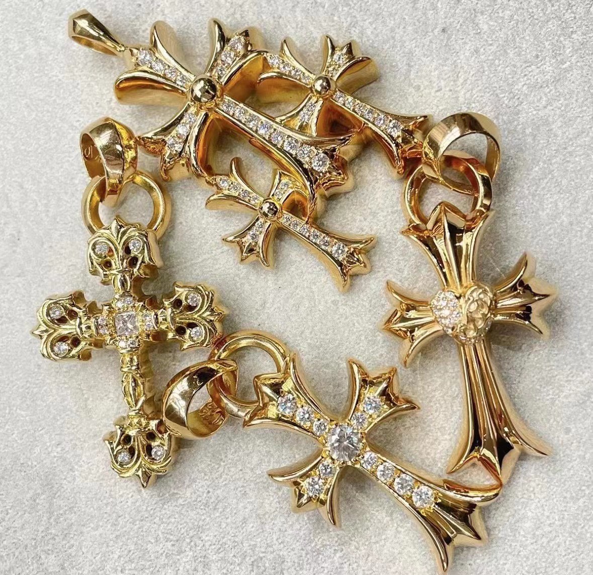 Custom Gold-Plated Diamond Setting, Necklace Pendant