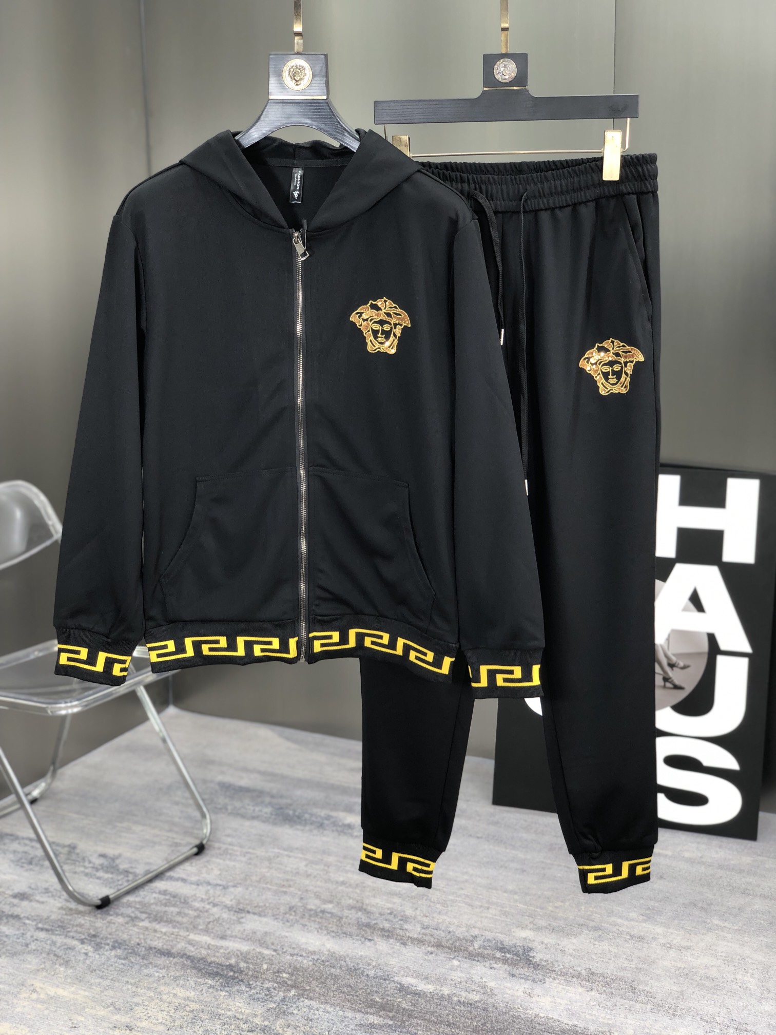 Versace Clothing Two Piece Outfits & Matching Sets Fake High Quality Fall/Winter Collection Fashion Hooded Top