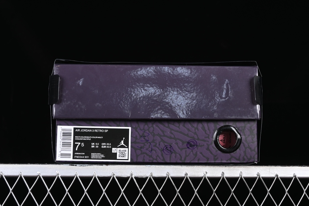 💰190真标💰280公司级💰380纯原💰500顶级
J.Balvin x Air Jordan 3 Retro AJ3 乔3彩虹渐变 FN0344-901
#天花板品质 原装版本 全身采用原厂皮料 鞋带 织唛 内标全部客供原厂 原厂数据 原厂楦头纸板打造 每个细节都对位原鞋
尺码:36 36.5 37.5 38 38.5 39 40 40.5 41 42 42.5 43 44 44.5 45 45.5 46 47.5 48.5 LWE5