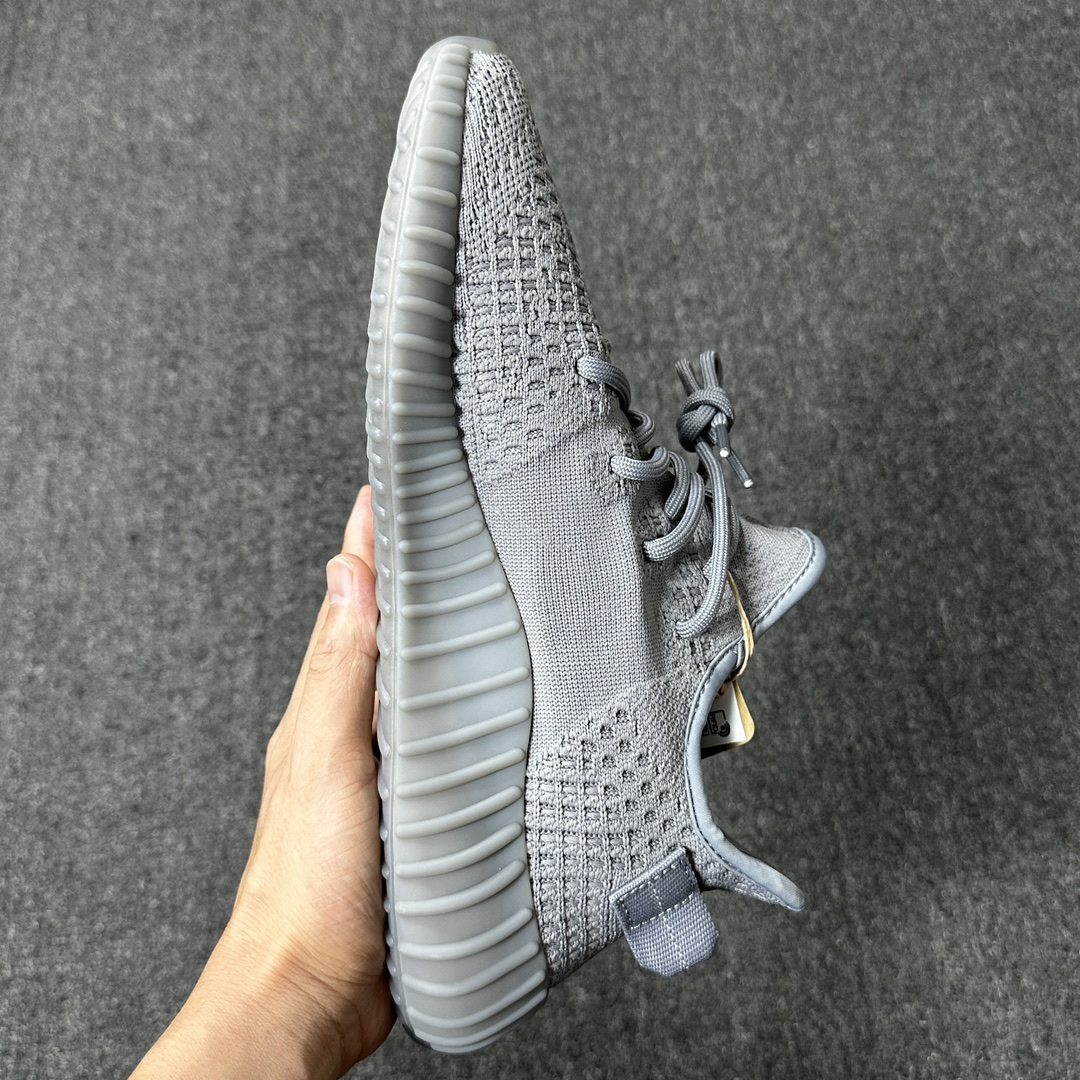 Yeezy烟灰鞋码36-48总裁L版