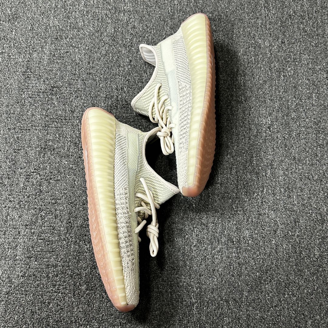 Yeezy天鹅满天星鞋码36-48总