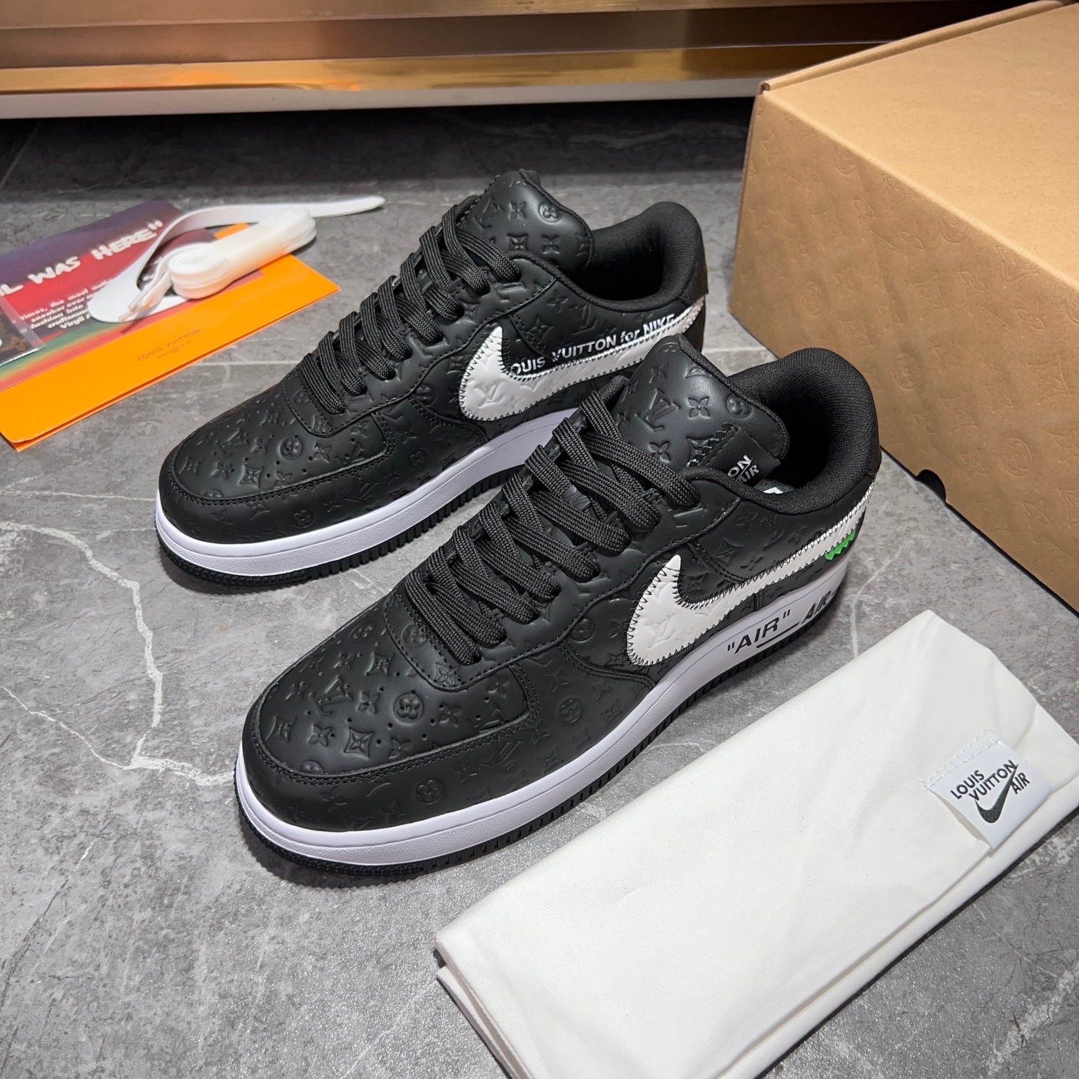 Los mejores modelos conjuntos de Louis Vuitton x x Nike, la idea de diseño es básicamente una contin