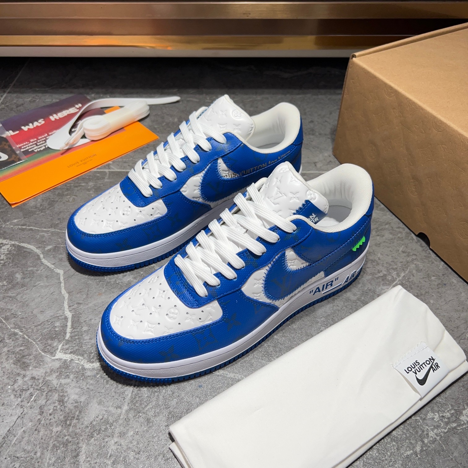 Los mejores modelos conjuntos de Louis Vuitton x x Nike, la idea de diseño es básicamente una contin
