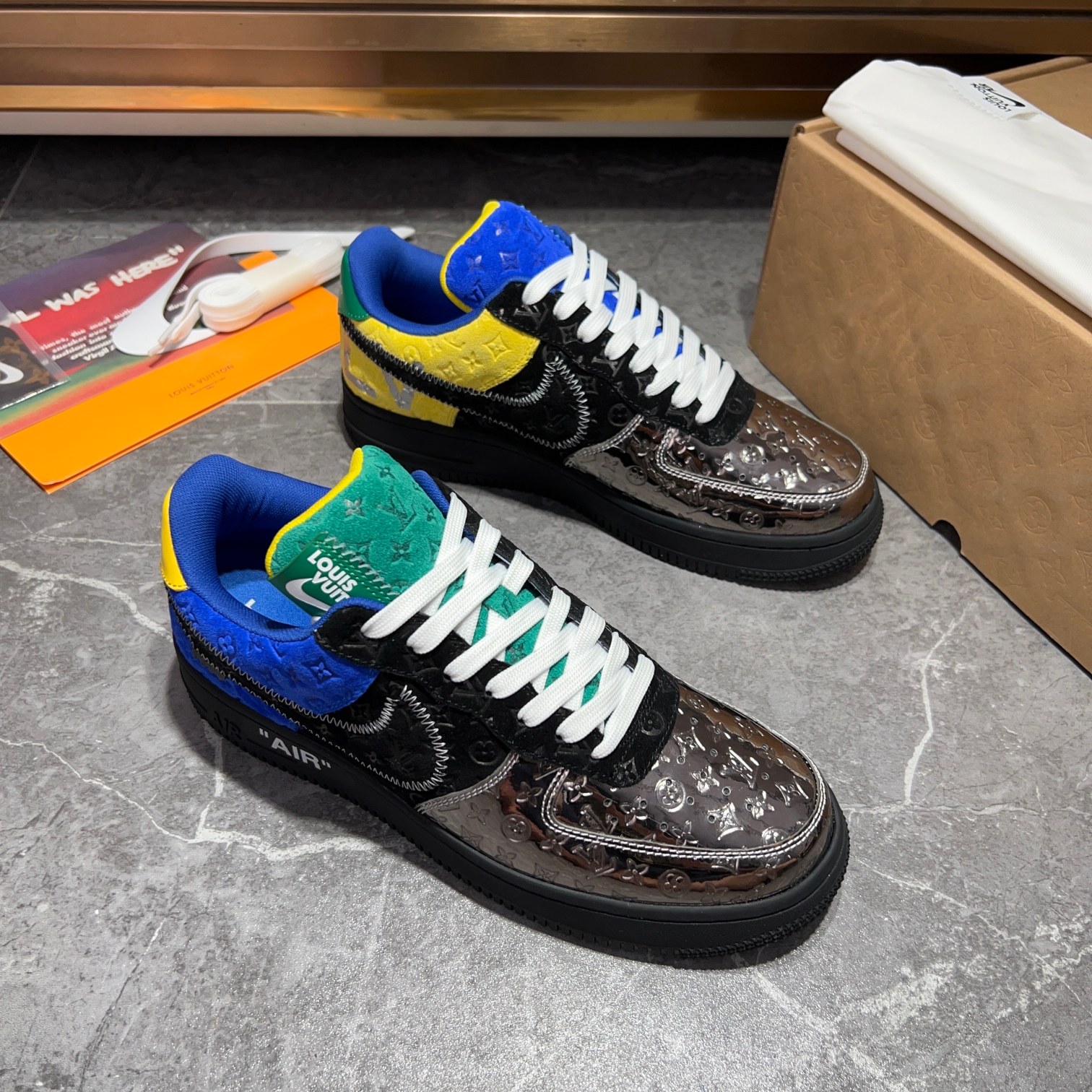 Los mejores modelos conjuntos de Louis Vuitton x x Nike, la idea de diseño es básicamente una contin