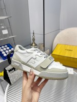 Fendi Chaussures De Sport Achetez la meilleure qualité de haute qualité Cuir vache Caoutchouc Le TPU Vintage Pantalons sport 1 Fendi Chaussures De Sport Achetez la meilleure qualité de haute qualité
Cuir vache Caoutchouc Le TPU Vintage Pantalons sport