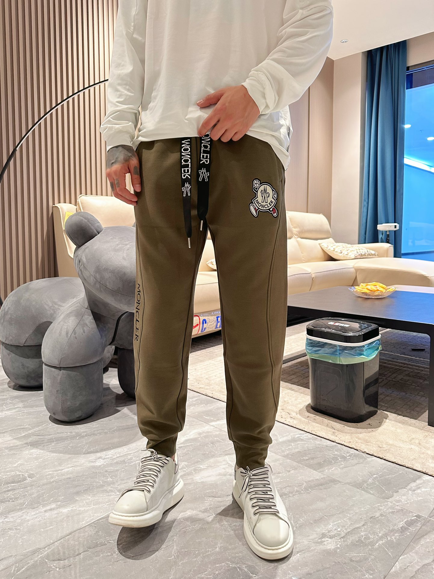 Moncler Clothing Pants & Trousers Sale Outlet Online
 Embroidery Fall/Winter Collection Fashion Casual