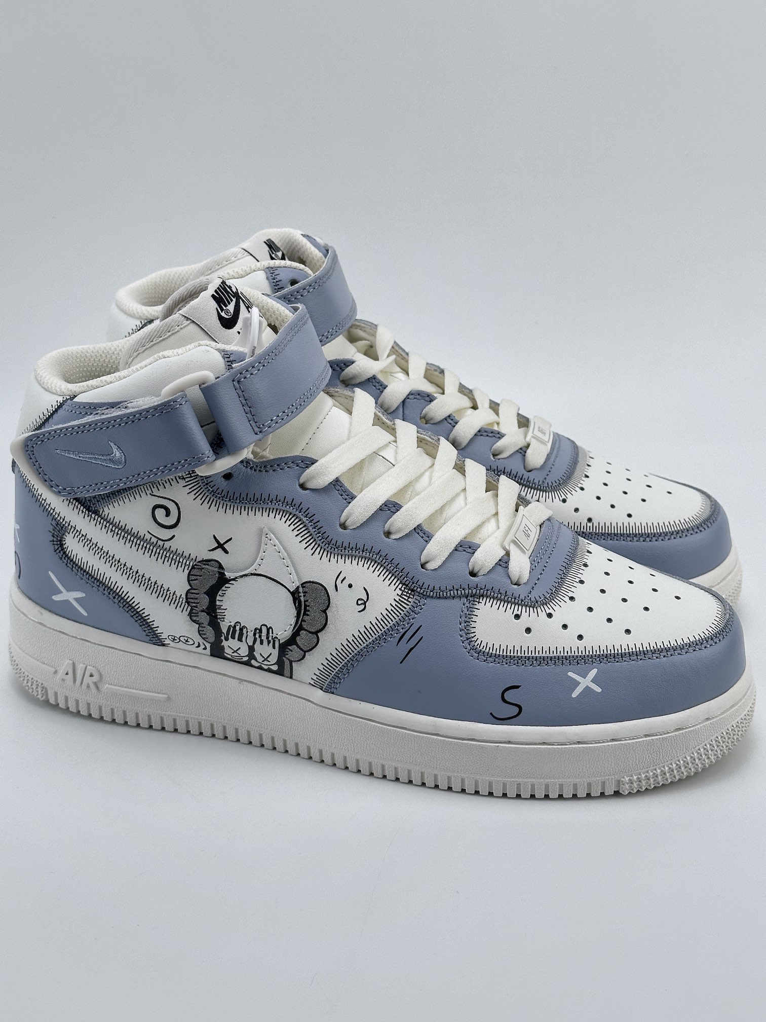 280 Nike Air Force 1 Mid 07 x Kaws 联名涂鸦 CW2308-211