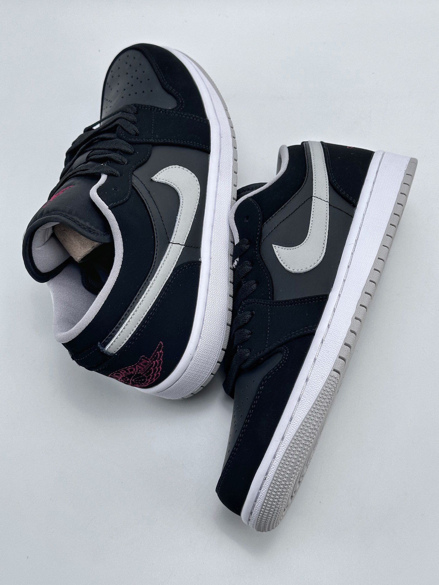 Air Jordan 1 Low 黑灰 官方同步新色 553558-032