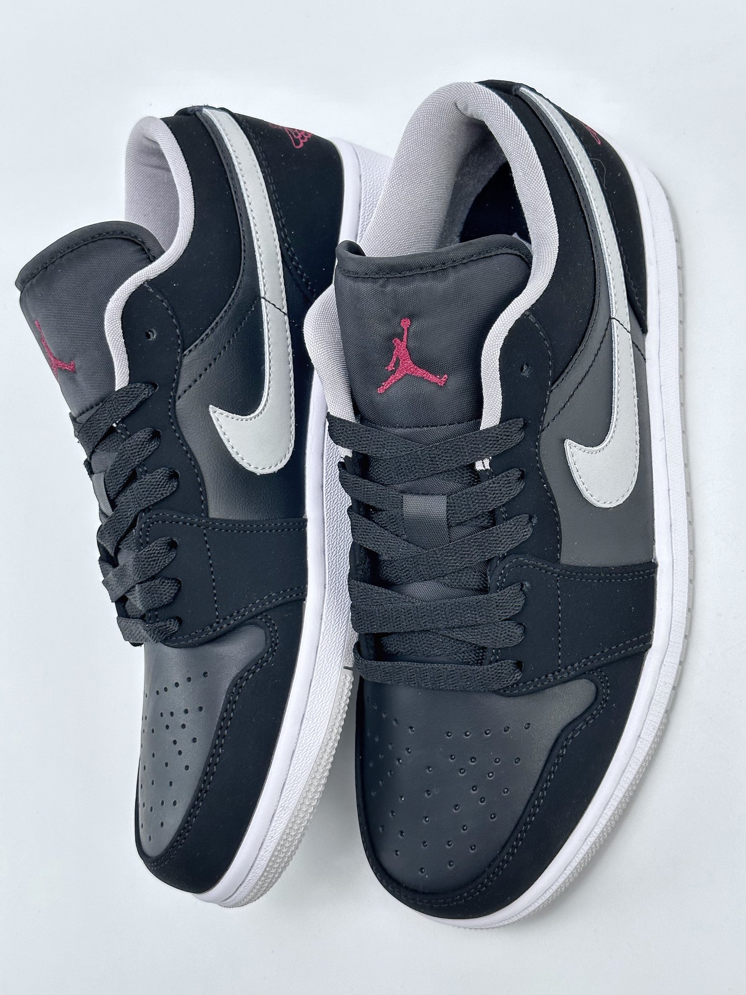 Air Jordan 1 Low 黑灰 官方同步新色 553558-032