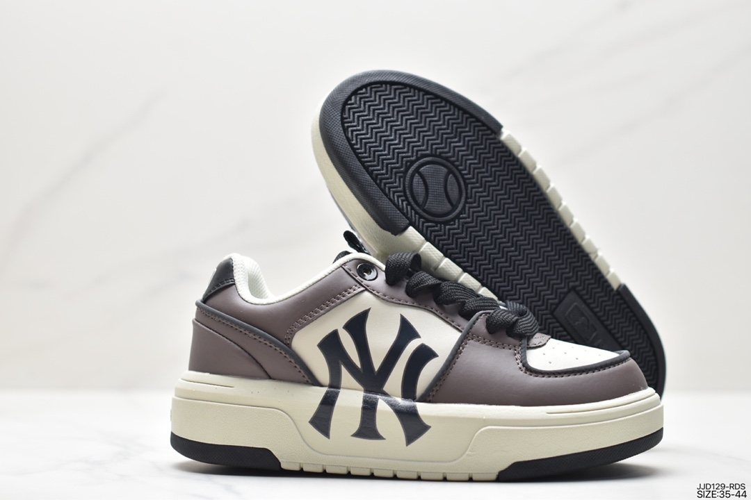 MLB Chunky Liner New York Yankees Senior Shoes Series Low-top Daddy Style Lightweight Jogging Shoes ”Leather White Black NY Print”