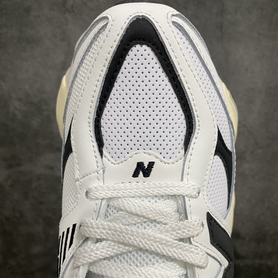 260 【纯原版】新百伦 New Balance NB9060 白黑U9060AAB