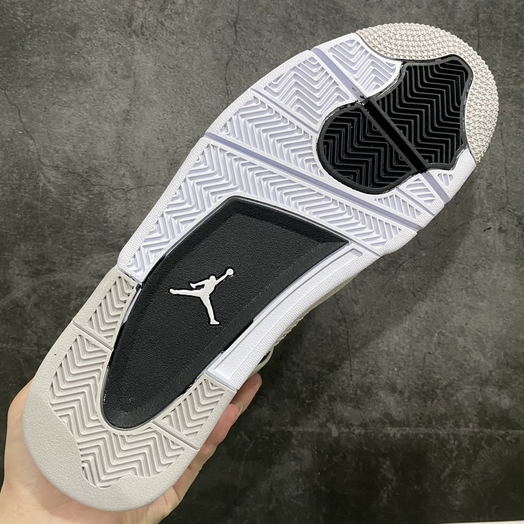 StockXAirJordanAJ4