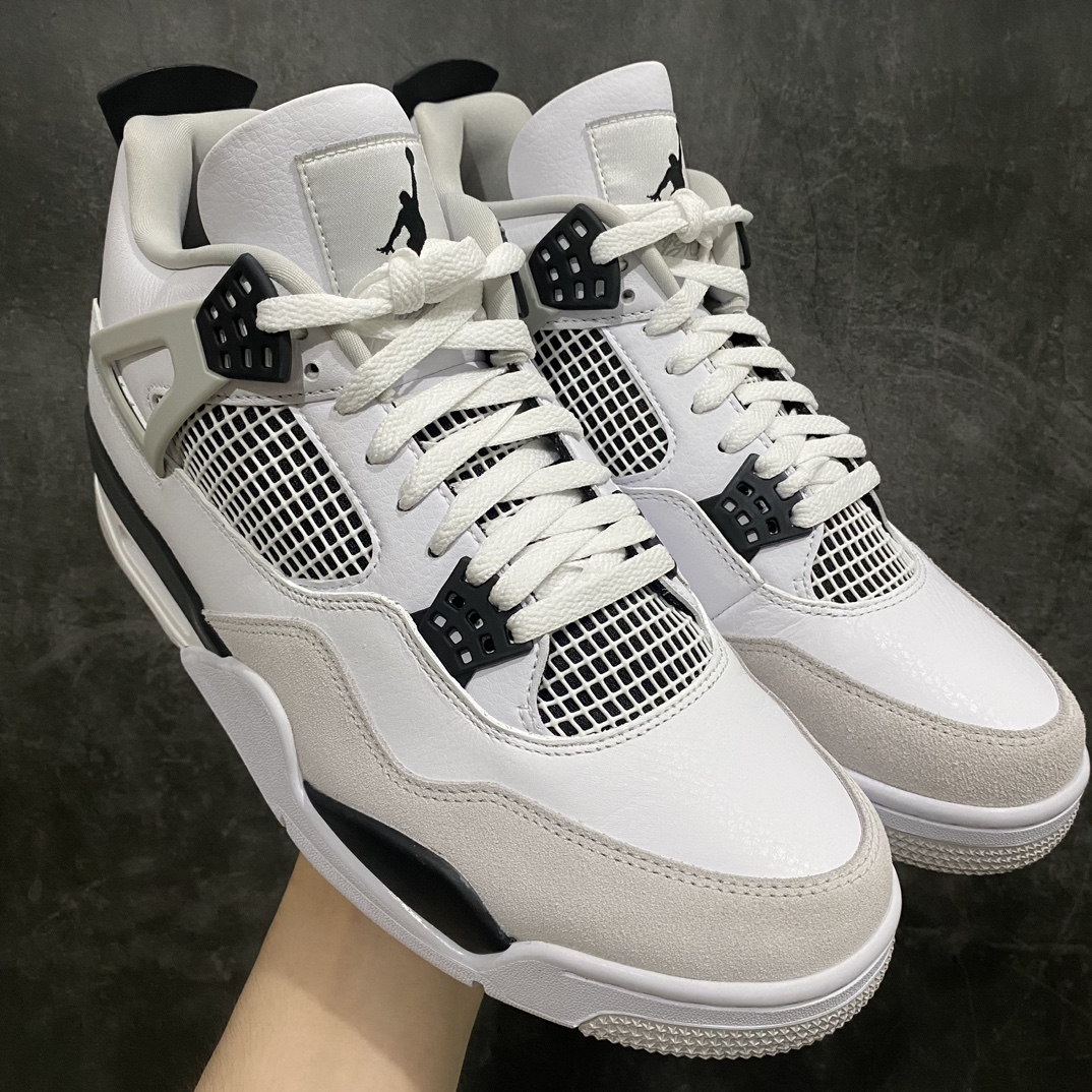 StockXAirJordanAJ4