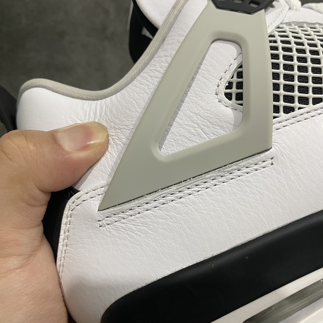 StockXAirJordanAJ4