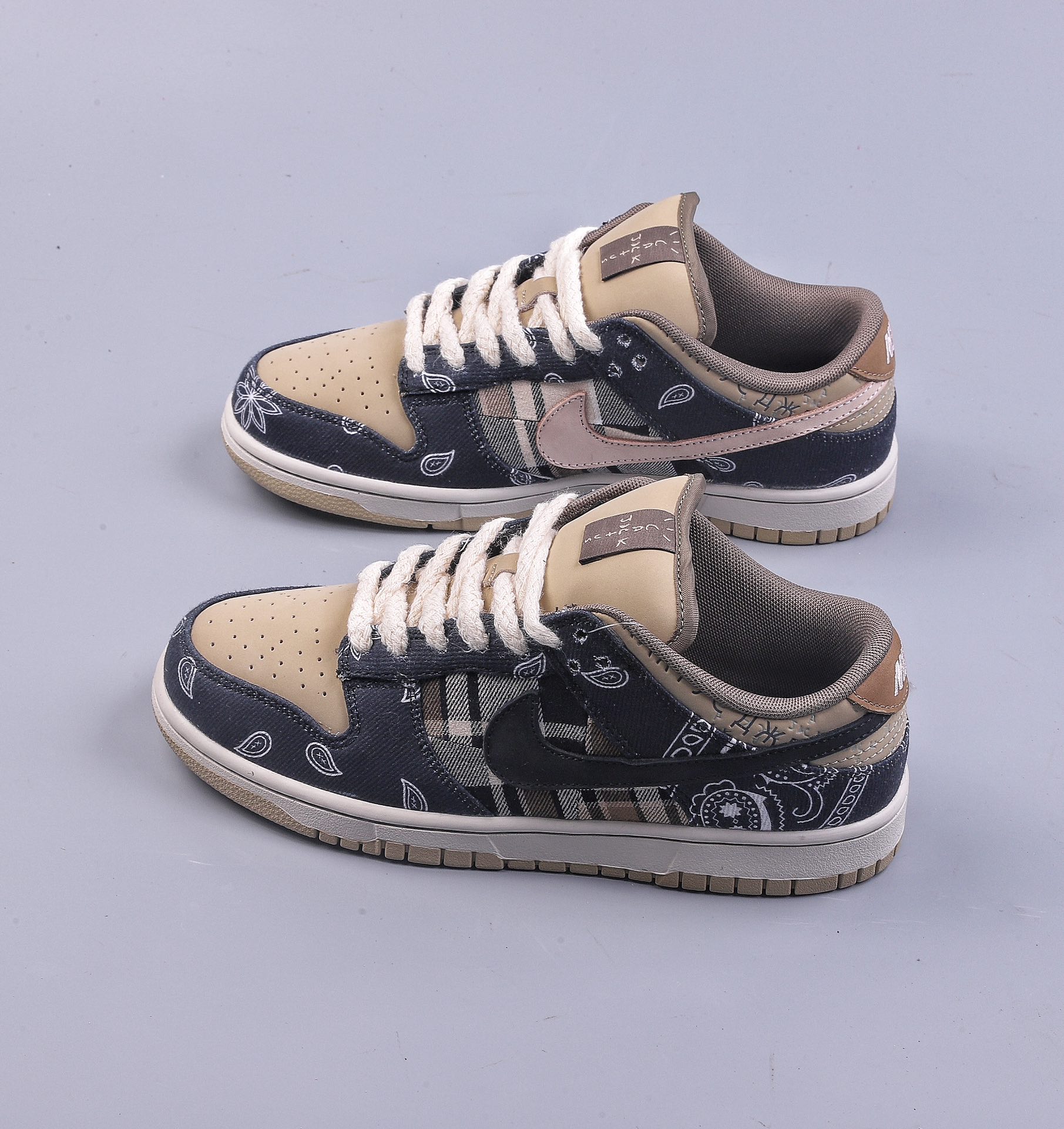 H Travis Scott x Nike Dunk SB Low “Jackboys” 腰果花 CT5053-001