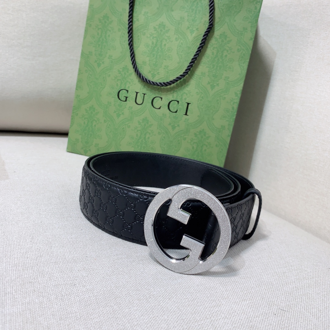 Gucci皮带经典的G字金属扣精致含蓄相当耐看