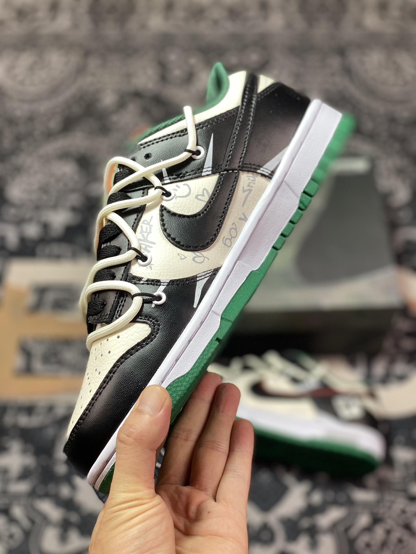 Nike SB Dunk Low Beige Black Green DD1391-300