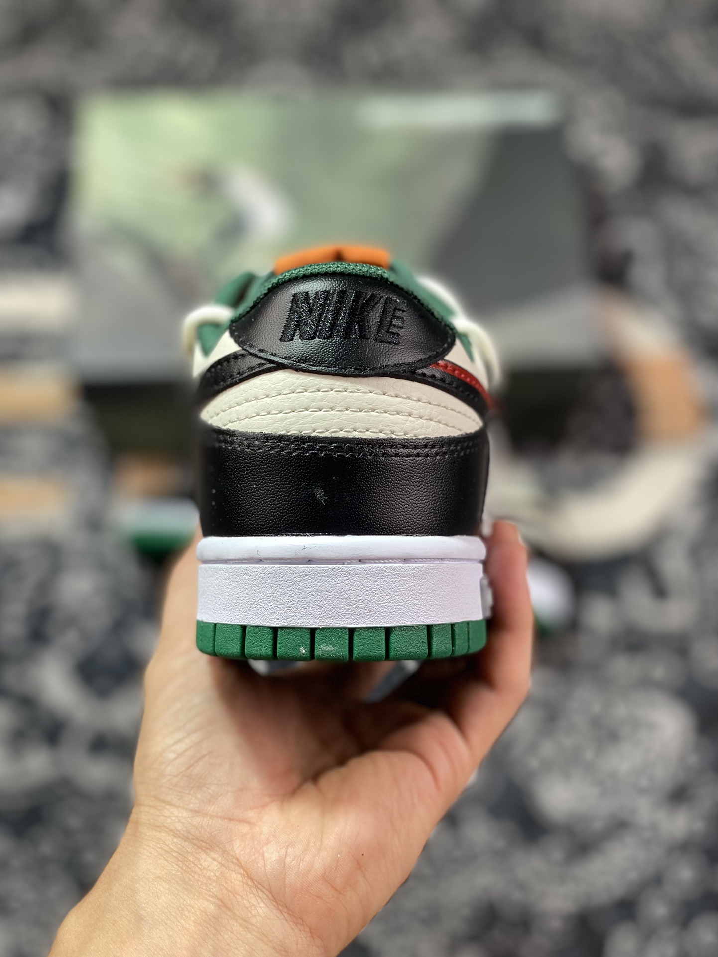 Nike SB Dunk Low Beige Black Green DD1391-300