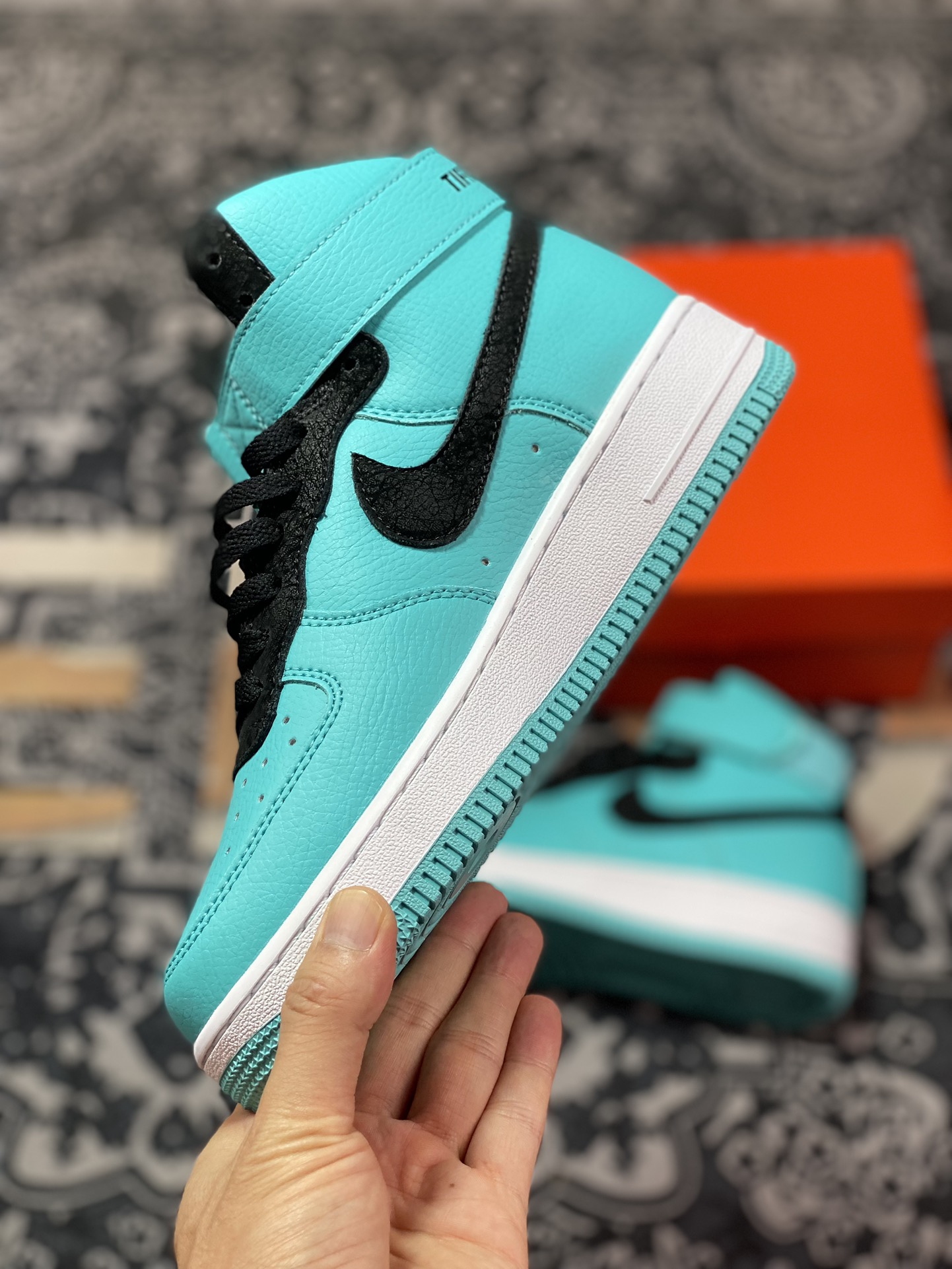 Tiffany & CO x Nike Air Force 1 Mid ”1837” Tiffany joint mid-top sneakers DZ1382-200