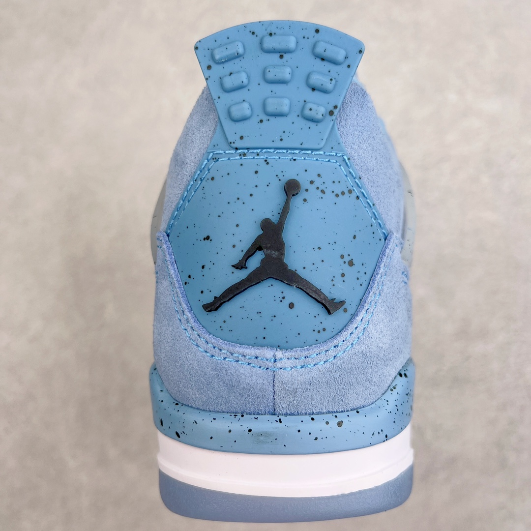 图片[8]-💰130 ＃PB版 福利特价‼Air Jordan AJ4 Retro PE 北卡蓝 HO12MNJDLS247 耗时半年巨作 40余配色陆续出货 全套原纸板楦头开发 调试30余版 确保原汁原味完美呈现四代版型 一比一鞋头弧度高度趴度鞋身弧度 此版本只针对中端市场 皮料材质有所更替 其他数据细节工艺流程均保持公司一致 细节品控鞋型随意秒杀市面3XX 4XX 原厂TPU网格鞋带扣 正确内里网布 菱角分明不变形无多余毛边 柔软性质感一致于原鞋 原厂织唛标 原厂飞人电绣工艺 独家绑鞋带手法 印刷中底布 四线拉帮 米色美纹纸贴合固定 进口港宝加持 后跟自然饱满 全鞋荧光划线卡点 追求极致完美 每一双都是工艺品 多重QC质检 超越公司货的品控标准 实实在在的免检产品 尺码：40 40.5 41 42 42.5 43 44 44.5 45 46 47.5 编码：by2936000-运动鞋