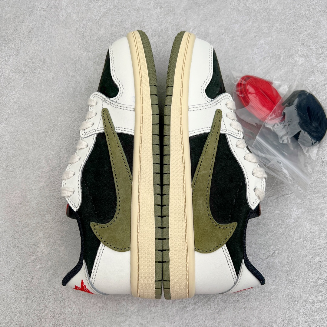 图片[4]-💰240 ＃SZ纯原 Travis Scott x Air Jordan AJ1 Low OG TS联名白黑绿倒钩低帮中童童鞋 DZ5909-106 重新定义童鞋市场 市场第一款原装童鞋 上脚必是全班最靓的仔 原纸板数据开发 原厂配置 市面唯一原装批次区别市面 原厂大底磨具真实半码 同步原厂十三个尺码段 原厂Prime Asia贝利进口皮料加持 原盒原配 原厂拉帮工艺 针距密度一致 后跟弧度收口自然不对折 极致一眼正品既视感 进口电脑针车工艺 鞋面清洁度最高QC检验标准 控制溢胶 广东原厂电绣工艺 鞋标鞋盒 防尘纸 均采购来自原厂 尺码：27.5 28 28.5 29.5 30 31 31.5 32 33 33.5 34 35 36 编码：by3936010-运动鞋