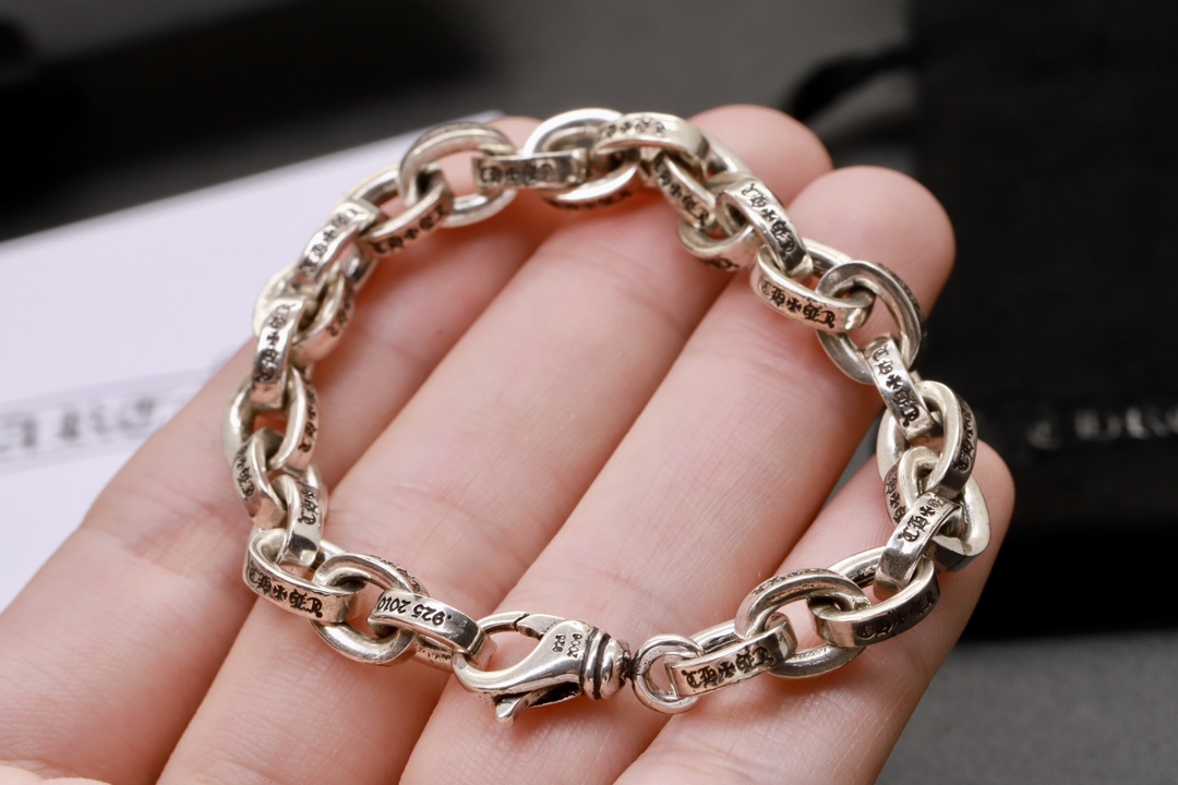 Chrome Hearts 𝐂𝐡𝐫𝐨𝐦𝐞 𝐡𝐞𝐚𝐫𝐭𝐬克罗心
