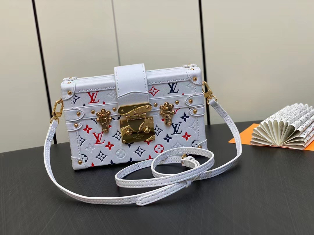 Louis Vuitton LV Petite Malle Handbags Crossbody & Shoulder Bags White Cowhide Sheepskin M23541