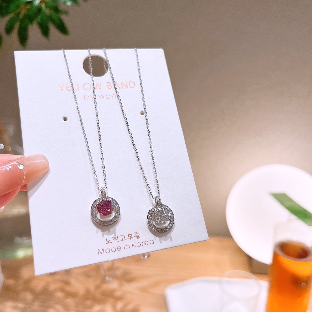 Hypoallergenic Silver Moissanite Necklace Vintage Graduation Silver