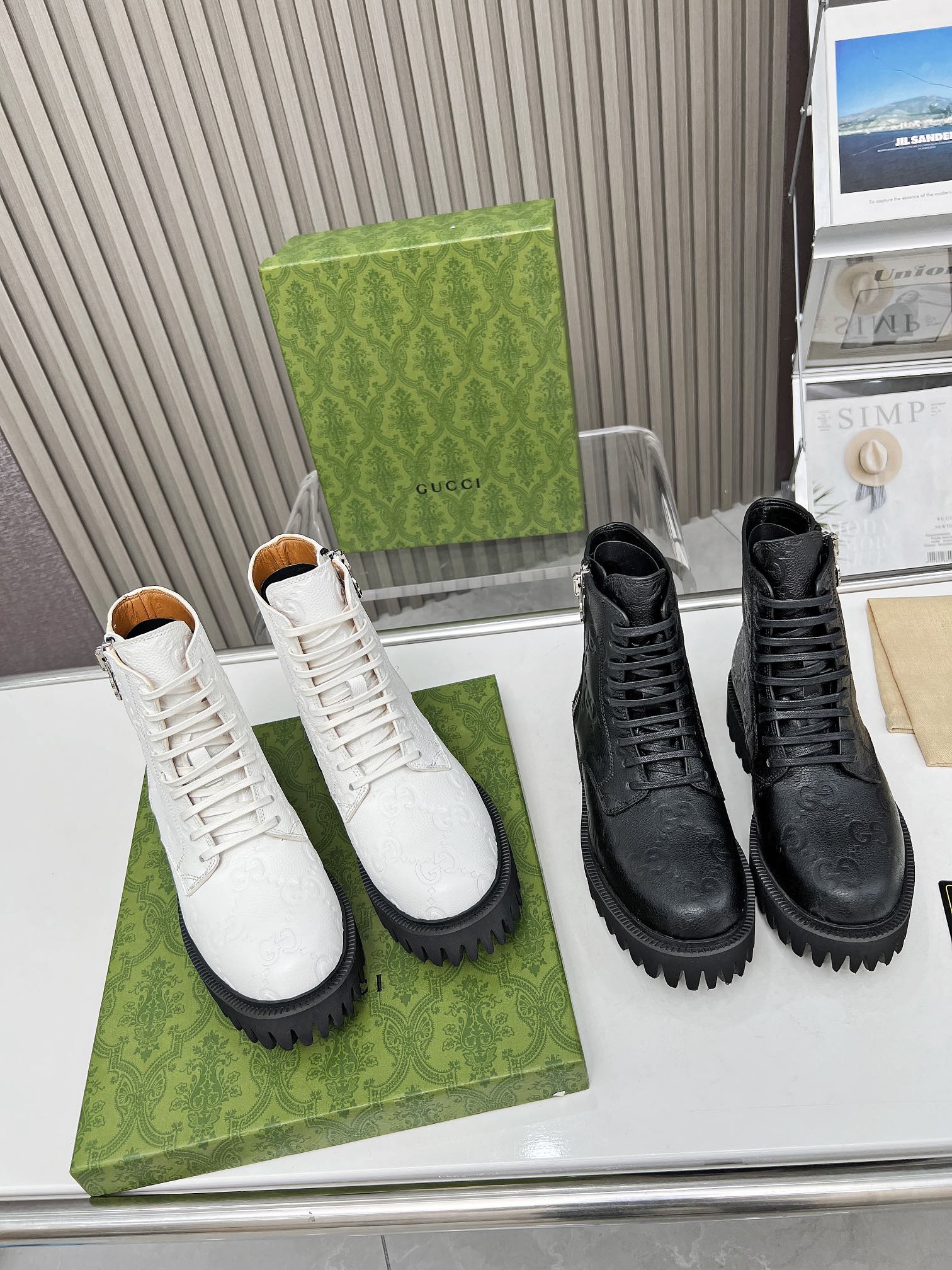 Gucci2023 botas Martin super cool, logotipo GG en la nueva serie de empuje sigue floreciendo, cómodo