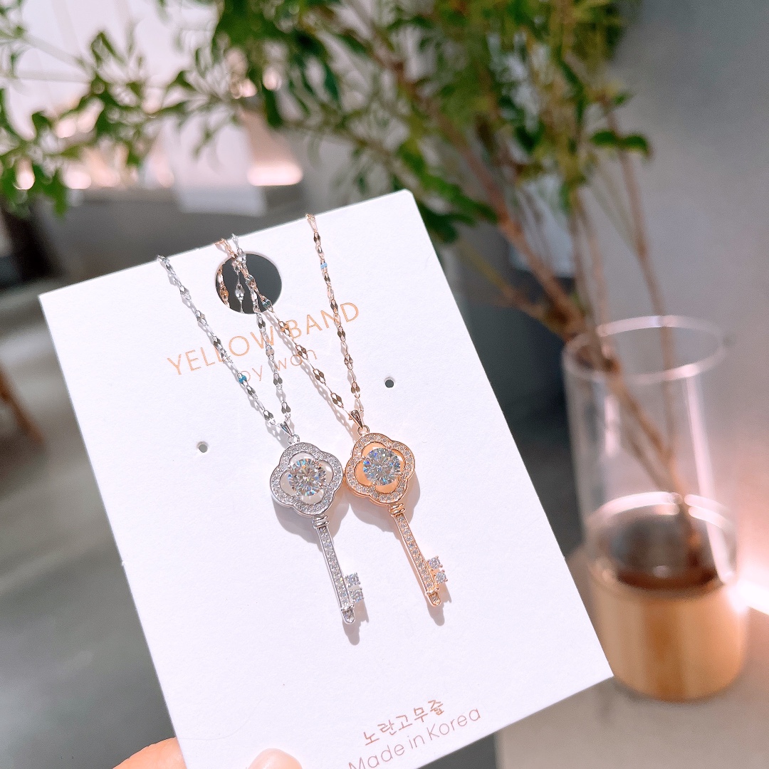 S925 Sterling Silver Moissanite Necklace Light Luxury Graduation Gold