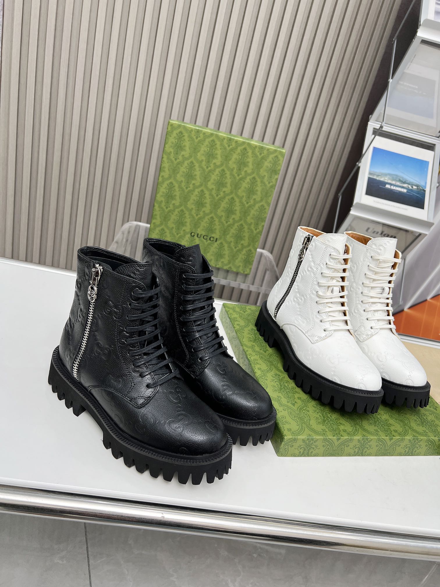 Gucci2023 botas Martin super cool, logotipo GG en la nueva serie de empuje sigue floreciendo, cómodo
