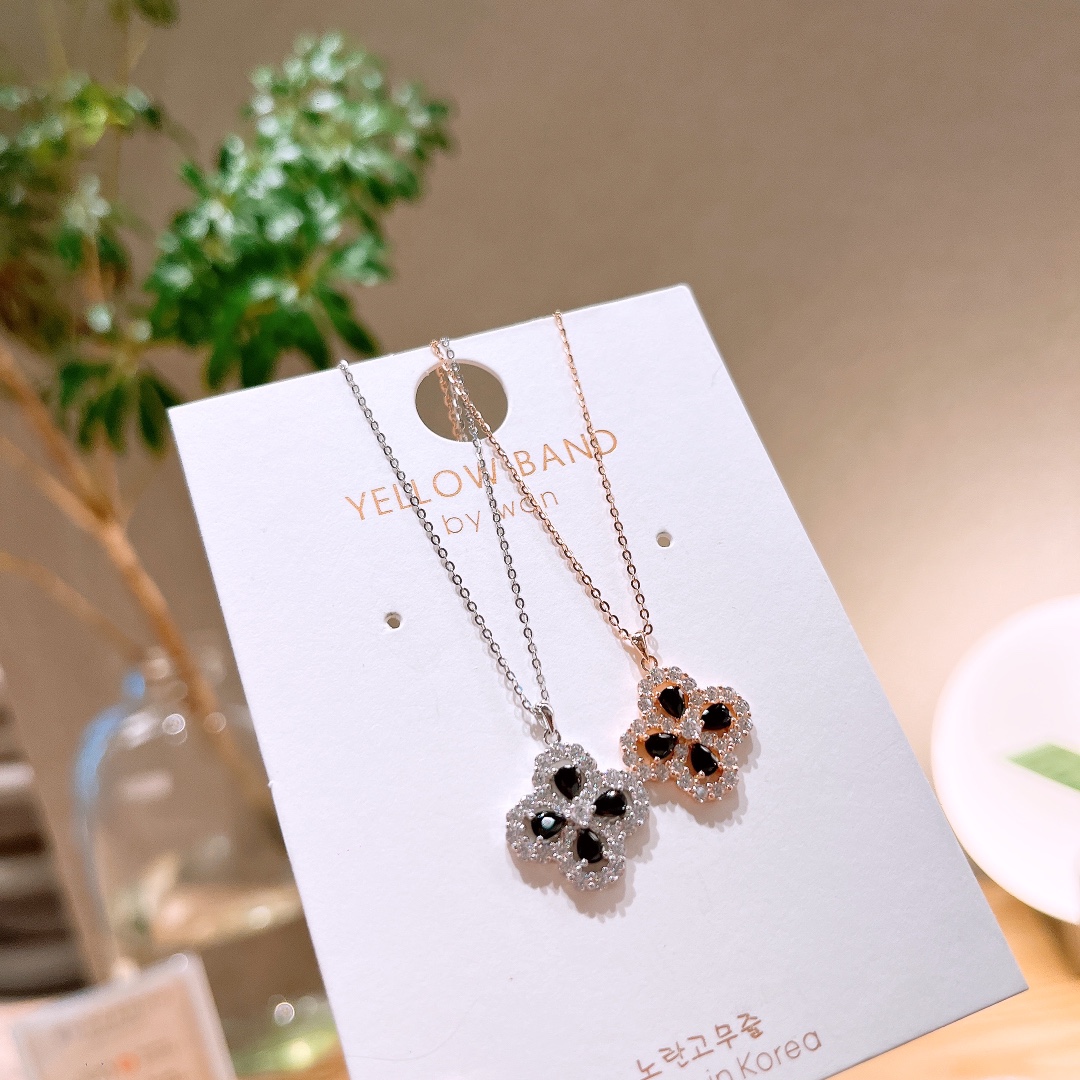 Hypoallergenic Silver Necklace Dainty Mother's Day Gold