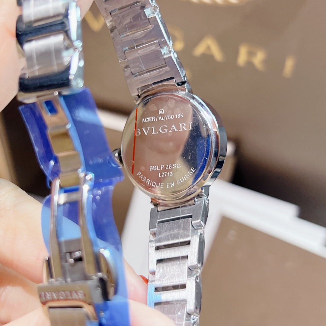 Bvlgari Bvlgari Bvlgari Mini Silver case and bracelet, silver dial, diamond bezel 26mm Women's Quartz