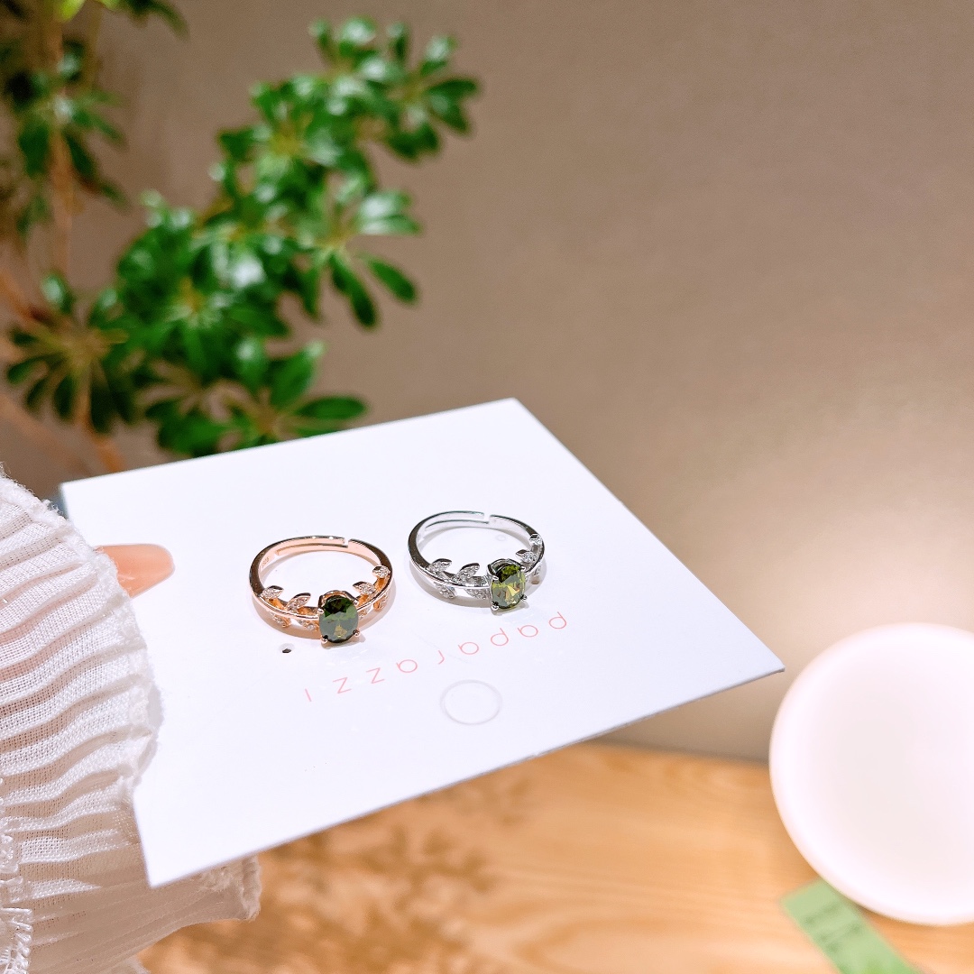 Fine Silver Ring Artistic Birthday Gold