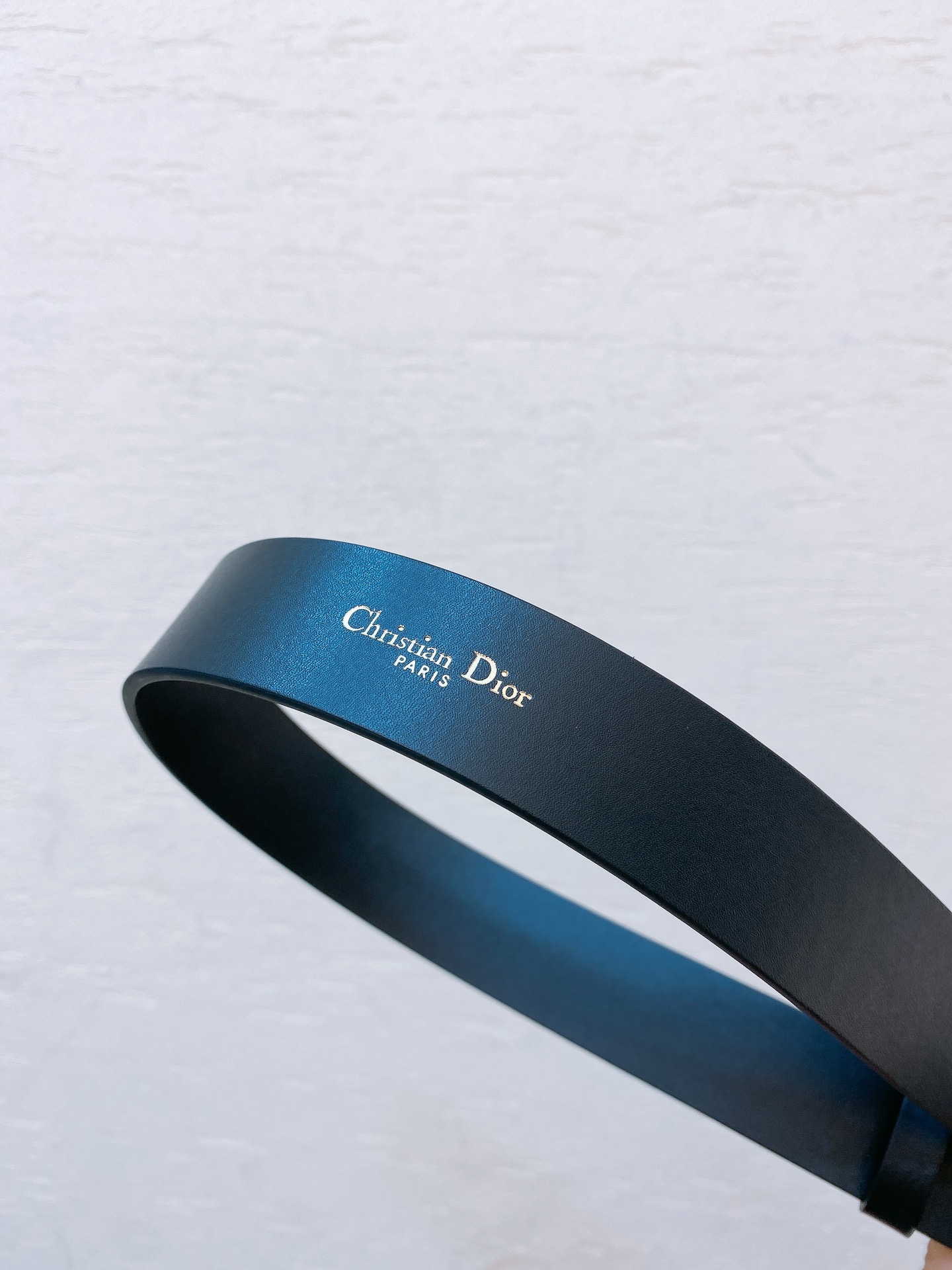 dior树脂扣面金色黄铜金属30Montaigne*CD*腰带饰有*ChristianDior*标志富有