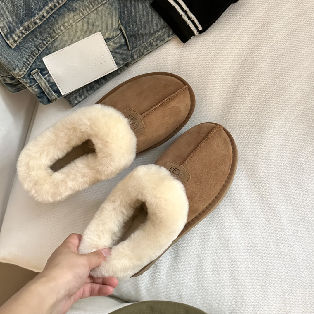 #ugg厚底 塔次特 一双雪地靴 一秒秋冬氛围感来了〰️ 超模们的选择 极简〰️每天都要温暖又时髦 隆丰