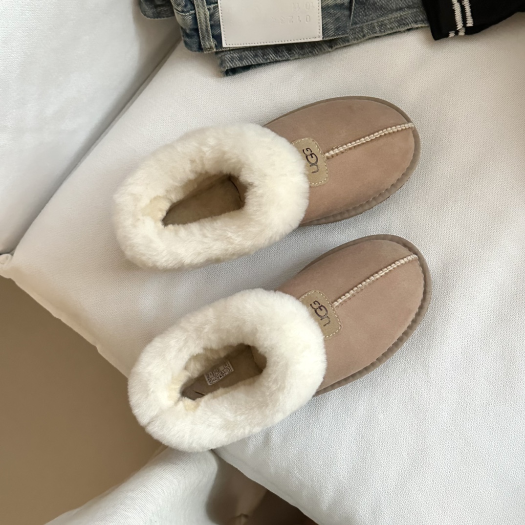 #ugg厚底 塔次特 一双雪地靴 一秒秋冬氛围感来了〰️ 超模们的选择 极简〰️每天都要温暖又时髦 隆丰
