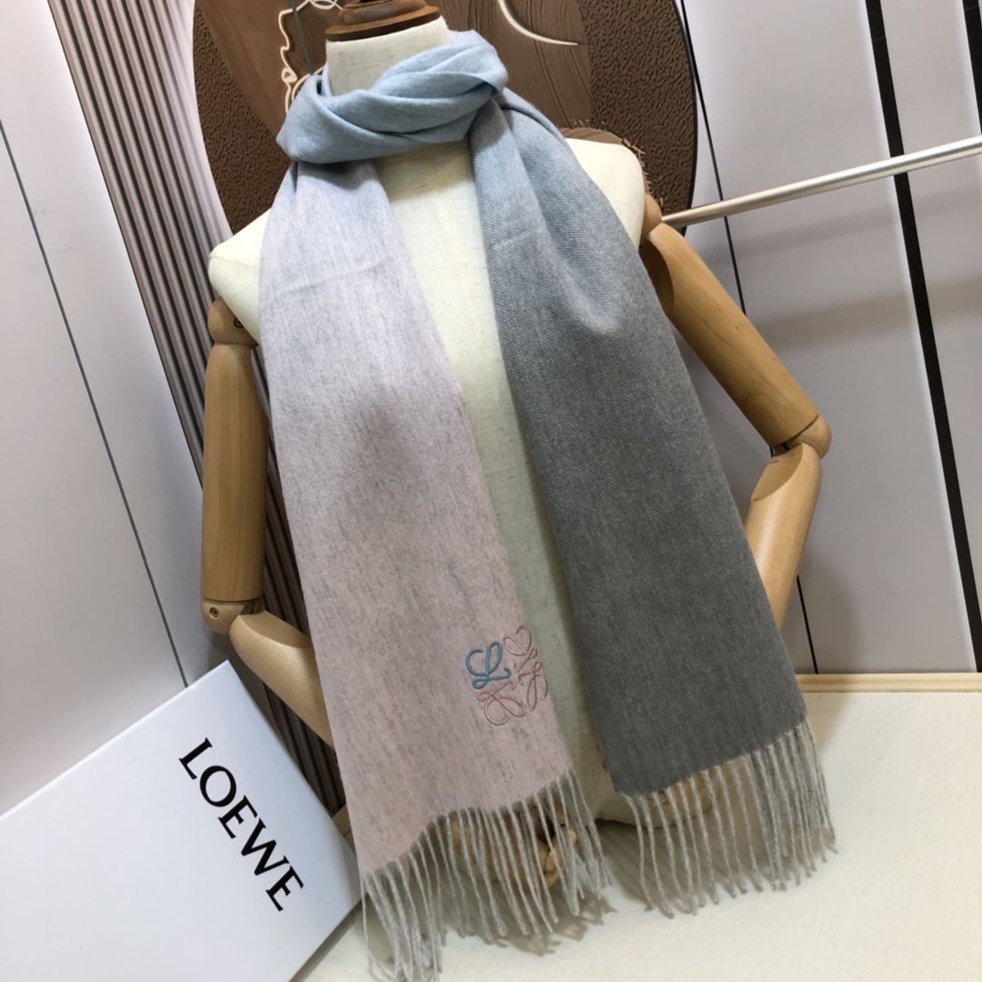 LOEWE罗意威渐变围巾