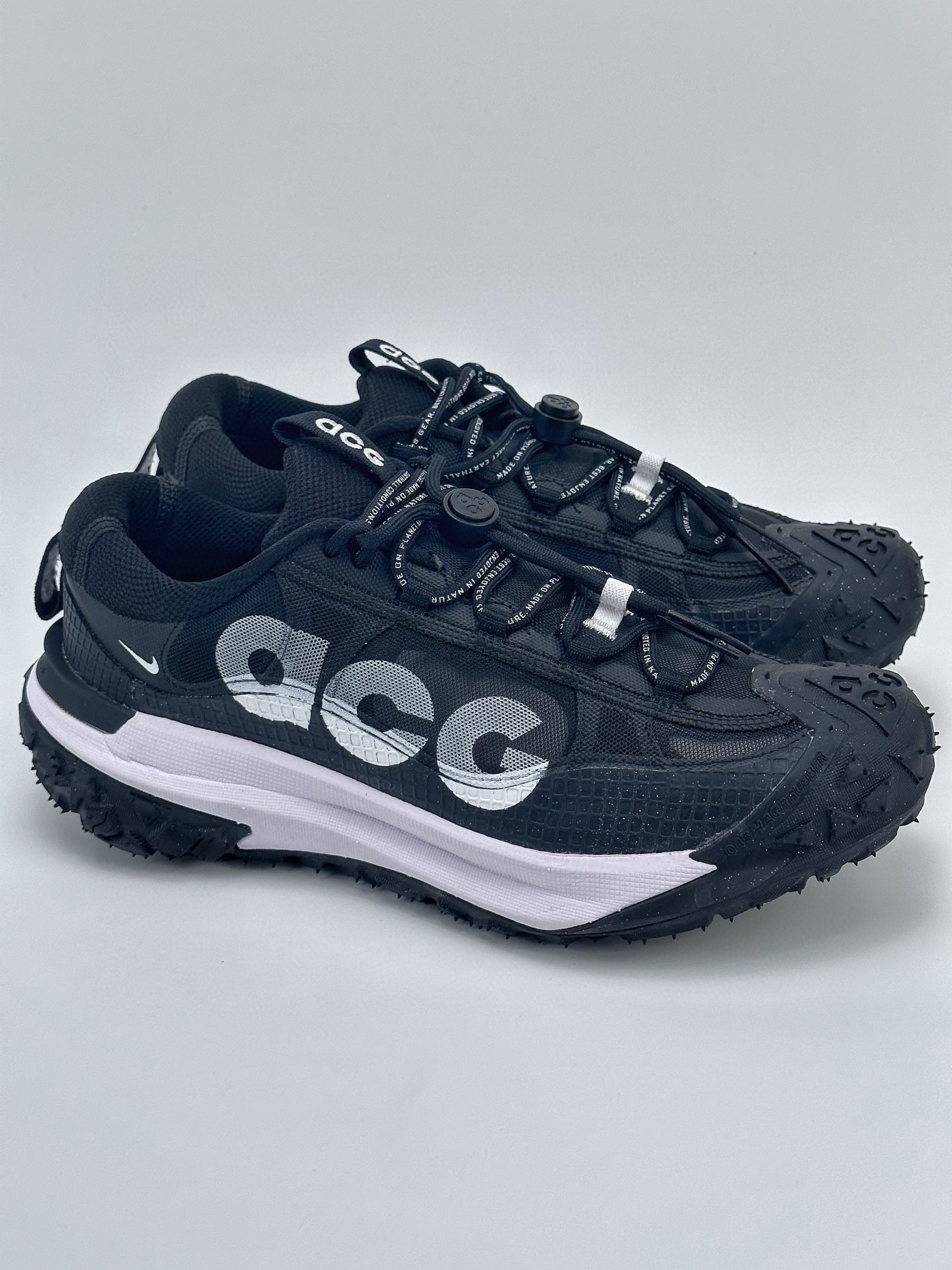 NK ACG MOUNTAIN FLY 2 LOW 外户登山列系越跑低帮休闲动运徒步鞋 DV7903-100