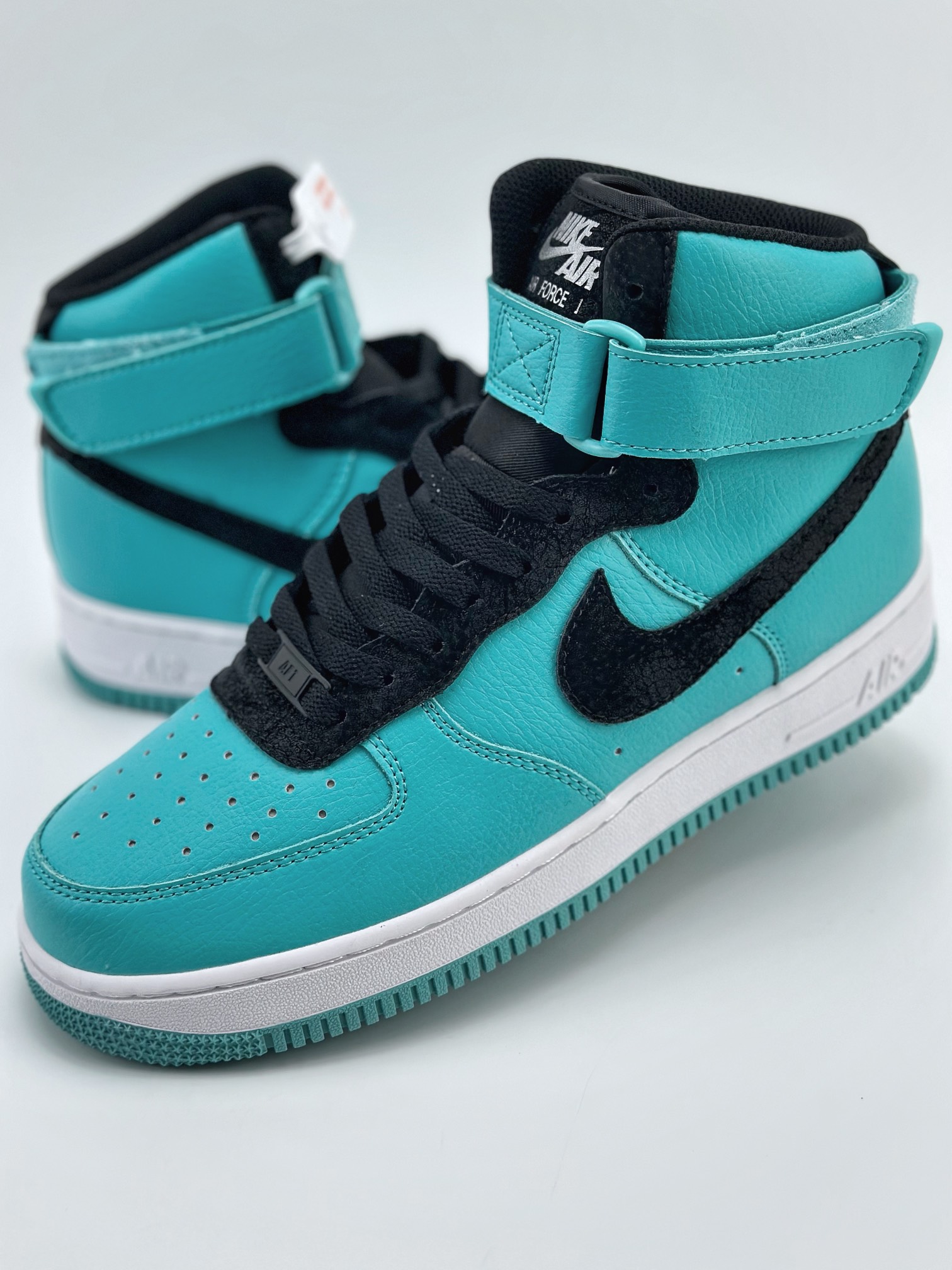 Nike Air Force 1 High 07 x Tiffany & CO ”1837” 蒂芙尼联名蓝黑 DZ1382-200