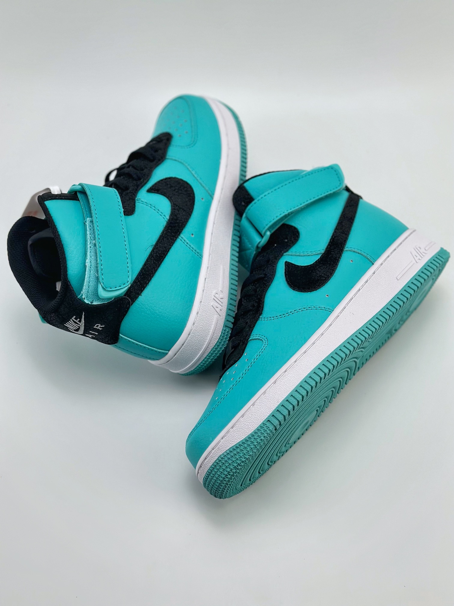 Nike Air Force 1 High 07 x Tiffany & CO ”1837” 蒂芙尼联名蓝黑 DZ1382-200