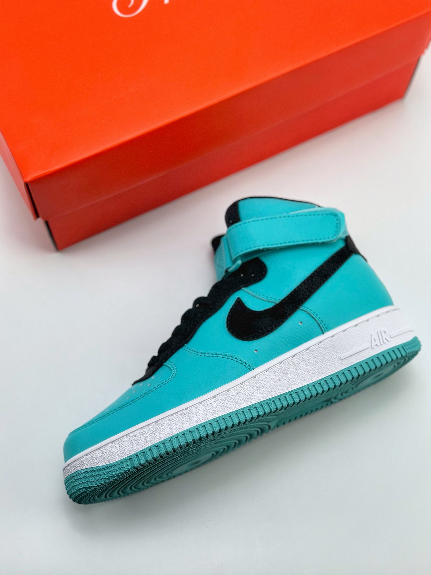 Nike Air Force 1 High 07 x Tiffany & CO ”1837” 蒂芙尼联名蓝黑 DZ1382-200